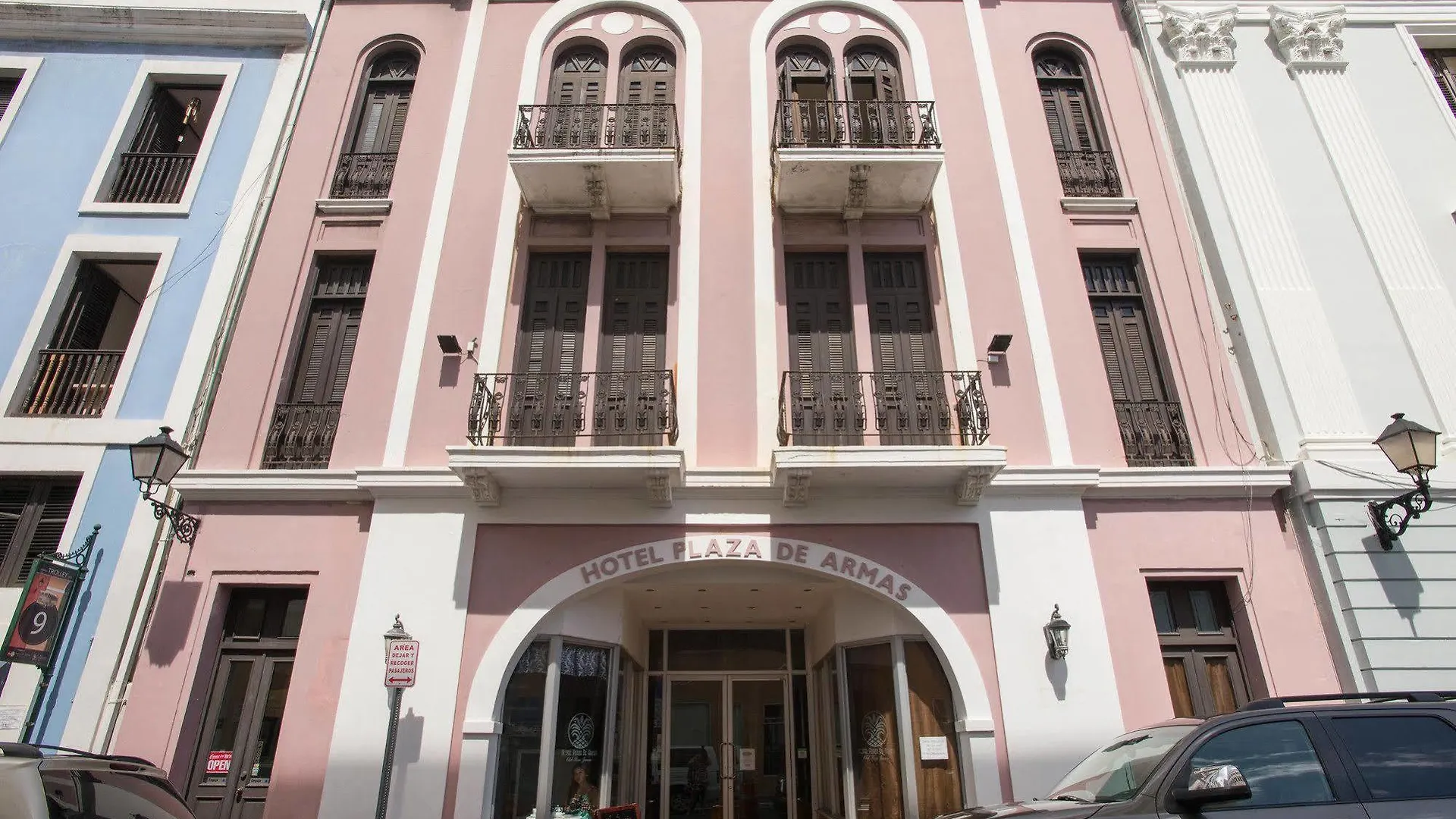 Armas Hotel Сан-Хуан